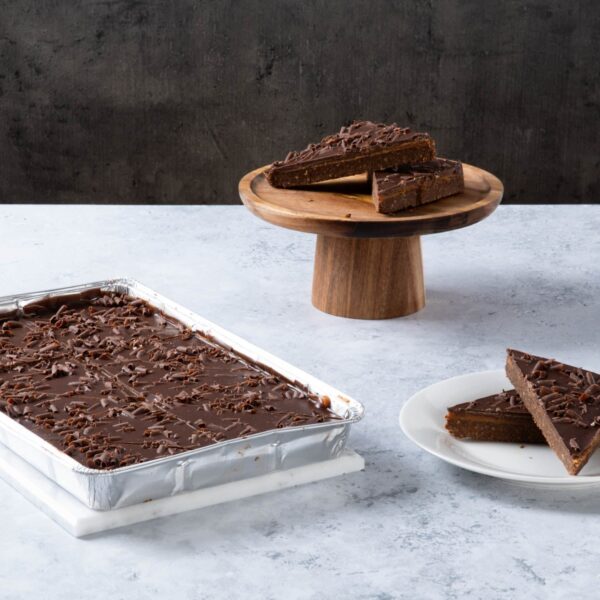 Sweet Caramel & Chocolate Traybake